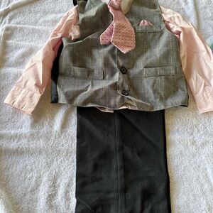 Gray Vest and Pink Shirt Set with Tie